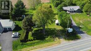 11481 LAKESHORE DRIVE | Iroquois Ontario | Slide Image Four