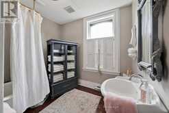 105 5TH STREET E | Cornwall Ontario | Slide Image Thirty-four