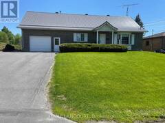 A & B - 46 WILLIAM STREET E Alexandria Ontario, K0C 1A0
