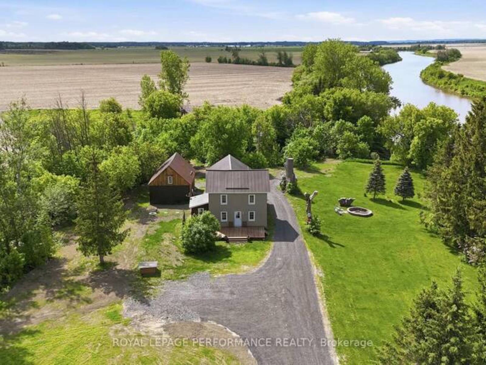 961 BOUNDARY ROAD, Alfred and Plantagenet, Ontario K0B 1C0