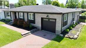 616 SURGENOR STREET W | Cornwall Ontario | Slide Image Two