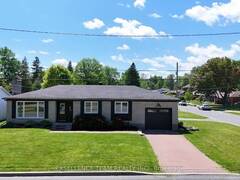 616 SURGENOR STREET W Cornwall Ontario, K6J 2H4
