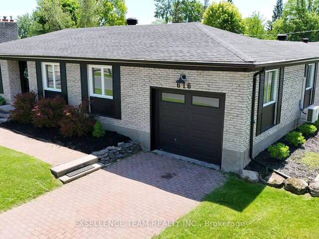 616 SURGENOR STREET W Cornwall Ontario, K6J 2H4 - 3 Bedrooms Home For Sale