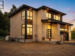 3814 LAKESIDE DRIVE South Glengarry Ontario, K0C 1Z0
