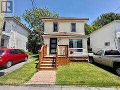9 BERGIN AVENUE Cornwall Ontario, K6H 3Y7