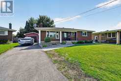 821 HALDIMAND CRESCENT | Cornwall Ontario | Slide Image Two