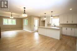 21477 MACGREGOR DRIVE | South Glengarry Ontario | Slide Image Three
