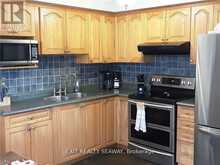 400 LYNWOOD DRIVE | Cornwall Ontario | Slide Image Ten