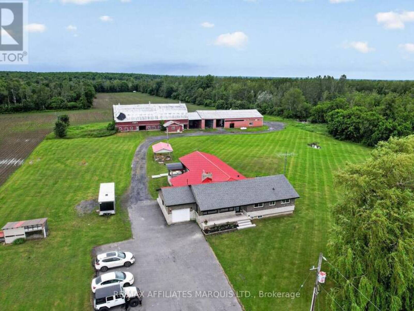 17441 MCPHAIL ROAD, South Stormont, Ontario K0C 2A0