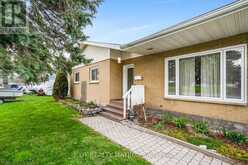 21 FROST AVENUE | Hawkesbury Ontario | Slide Image Three