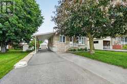 824 ALICE STREET | Cornwall Ontario | Slide Image Two