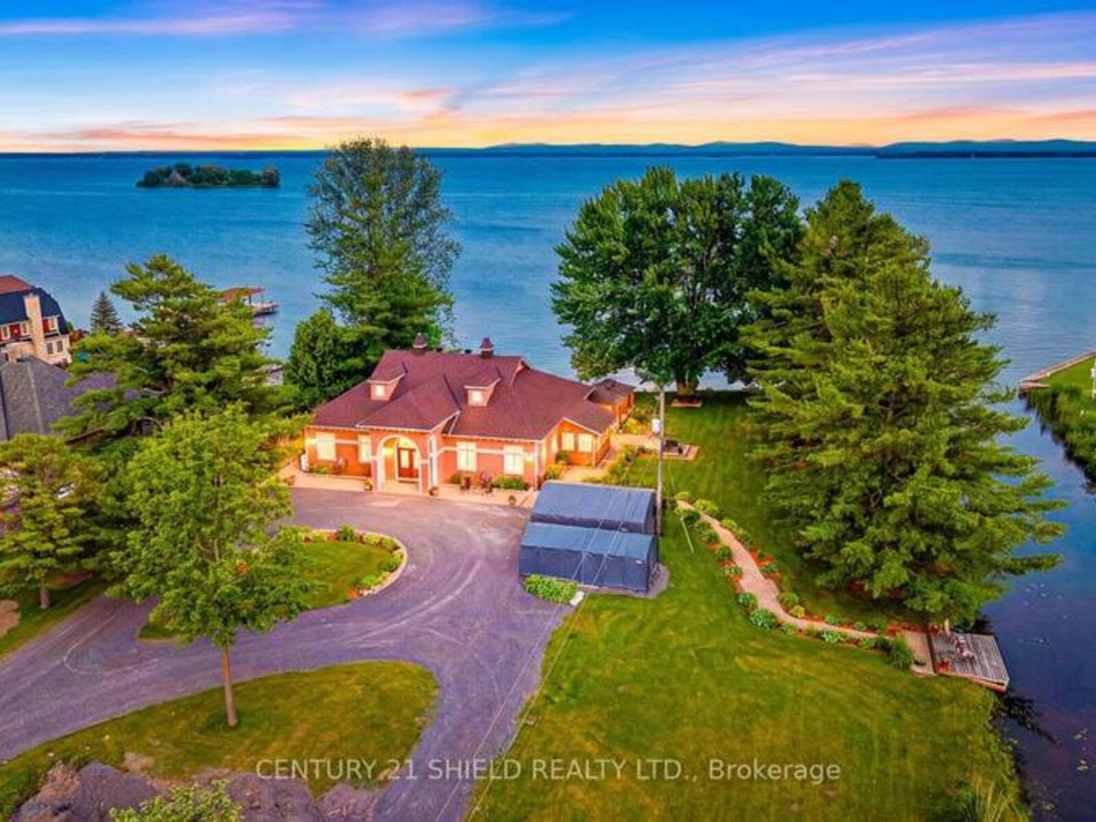 20236 COUNTY ROAD 2 ROAD, South Glengarry, Ontario K0C 2E0