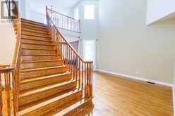 11 REDBRIDGE CRESCENT | Ottawa Ontario | Slide Image Thirteen