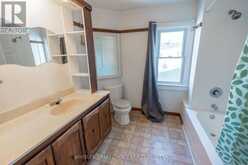 337 GUY STREET | Cornwall Ontario | Slide Image Seventeen