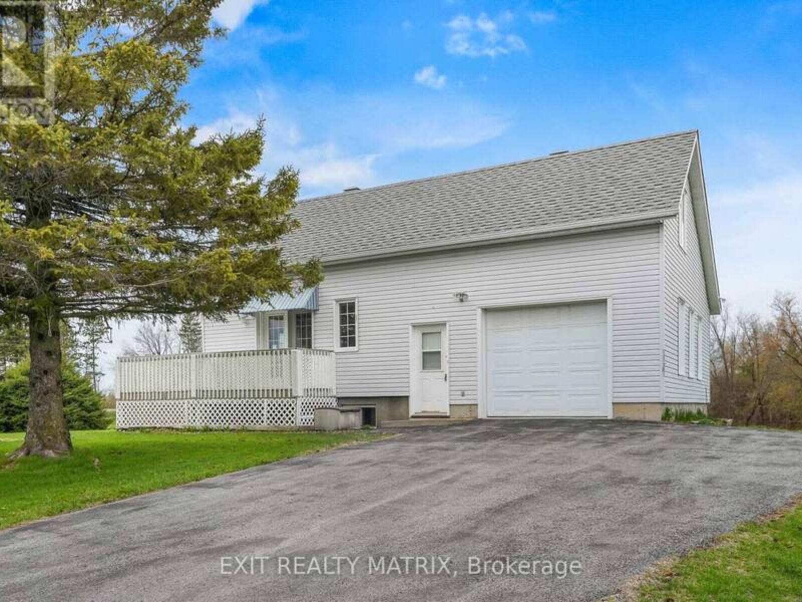 17 DUBOIS STREET, L'Orignal, Ontario K0B 1K0