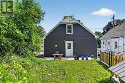 96 GEORGE STREET | Lanark Ontario | Slide Image Fifteen