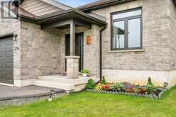 2296 CREWSON COURT | Cornwall Ontario | Slide Image Six