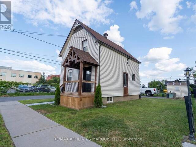 2 WHITEHEAD AVENUE Cornwall Ontario, K6J 1B1 - 2 Bedrooms Home For Sale