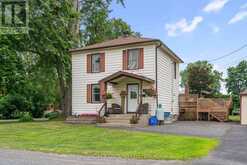 9 SPRUCE STREET | South Glengarry Ontario | Slide Image Three