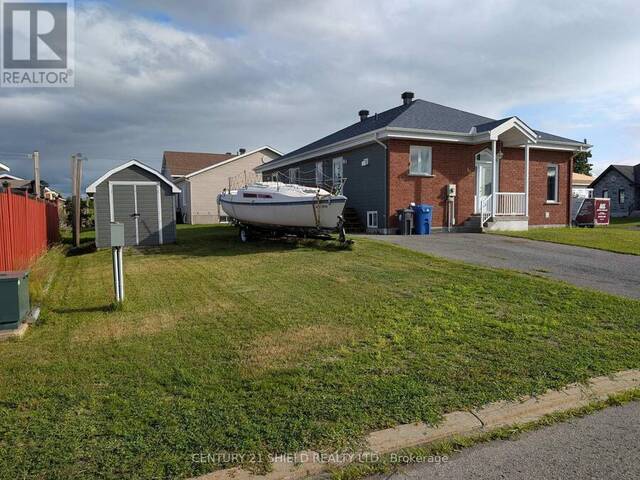 100 RICHARD STREET Alfred and Plantagenet Ontario, K0B 1A0 - 2 Bedrooms Home For Sale