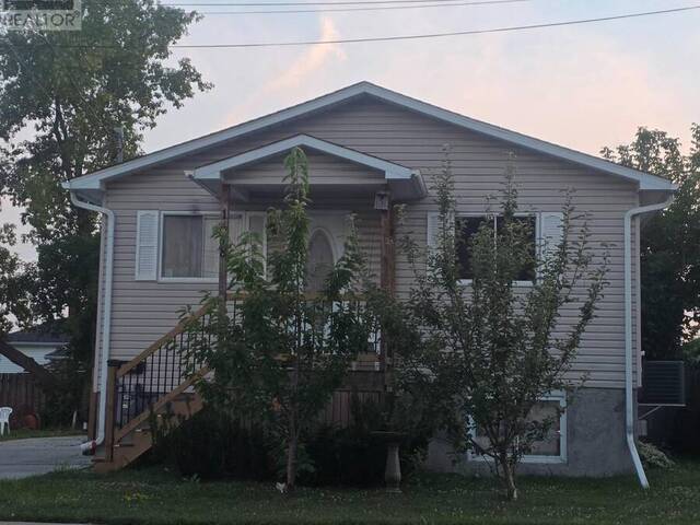 1418 CUMBERLAND STREET Cornwall Ontario, K6J 4K7 - 4 Bedrooms Home For Sale