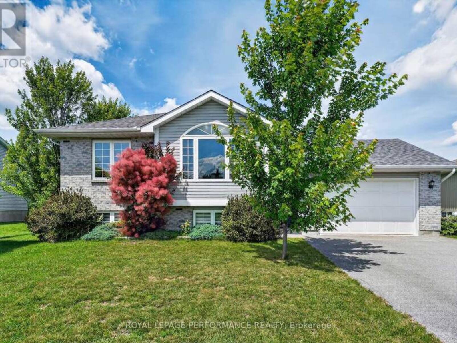 79 HICKORY STREET, South Stormont, Ontario K0C 1M0