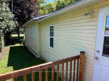 936 GLOUCESTER STREET N | Cornwall Ontario | Slide Image Thirteen