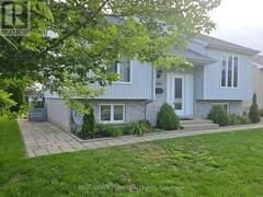 2033 CONCORDE STREET Cornwall Ontario, K6H 6M3
