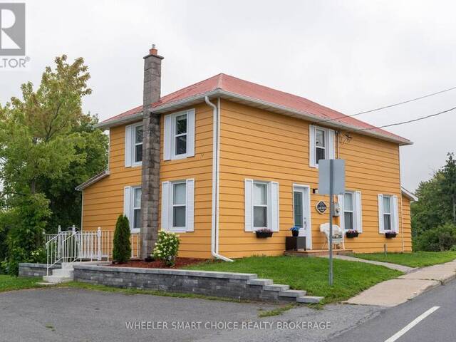 17295 COUNTY RD 18 ROAD South Stormont Ontario, K0C 2A0 - 4 Bedrooms Home For Sale