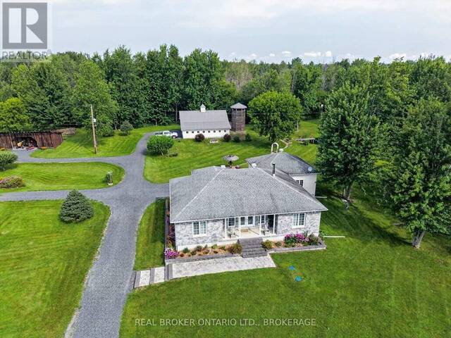 18523 KENYON CONC RD 1 ROAD North Glengarry Ontario, K0C 1B0 - 3 Bedrooms Home For Sale