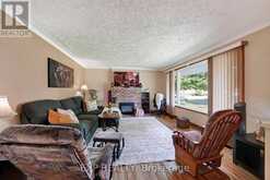 1304 LEONARD AVENUE | Cornwall Ontario | Slide Image Ten