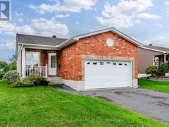 2230 GLEN BROOK DRIVE Cornwall Ontario, K6H 7N2