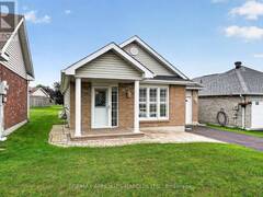 121 GAIL ELIZABETH COURT Cornwall Ontario, K6H 0A7