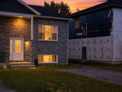 6373 MONUMENT WAY South Glengarry Ontario, K0C 2C0