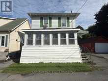 10 PINE LANE | Cornwall Ontario | Slide Image Sixteen