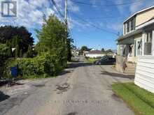 10 PINE LANE | Cornwall Ontario | Slide Image Three