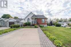 49 BARNHART DRIVE | Long Sault Ontario | Slide Image Five