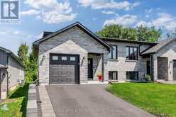 2389 WATSON CRESCENT | Cornwall Ontario | Slide Image Two