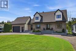 3246 PATTEE ROAD E | Hawkesbury Ontario | Slide Image Two