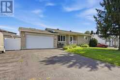 2807 LEONARD STREET | Clarence-Rockland Ontario | Slide Image Three