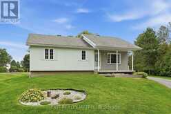 33 FROST AVENUE | Hawkesbury Ontario | Slide Image Three