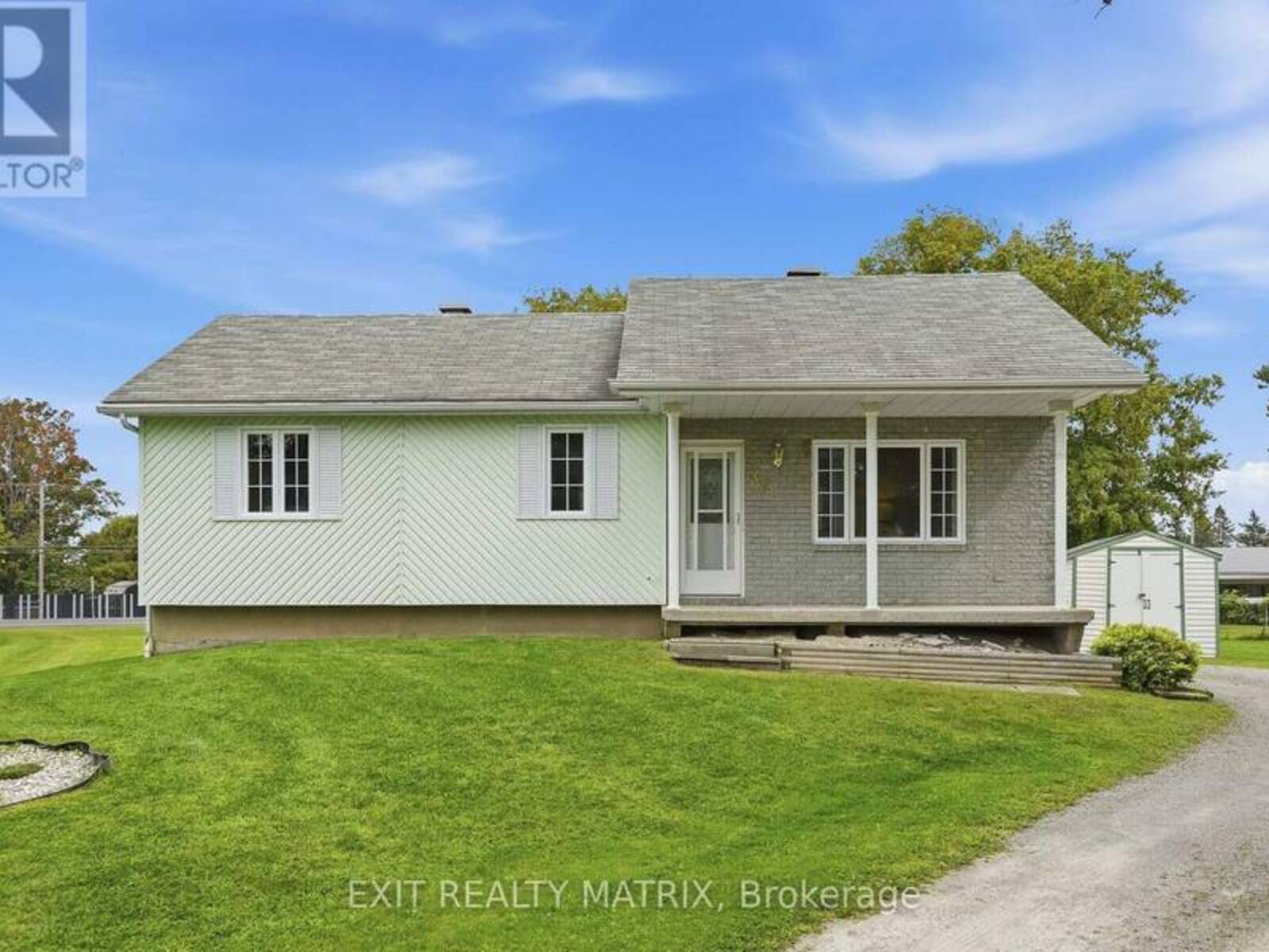33 FROST AVENUE, Hawkesbury, Ontario K6A 2T4