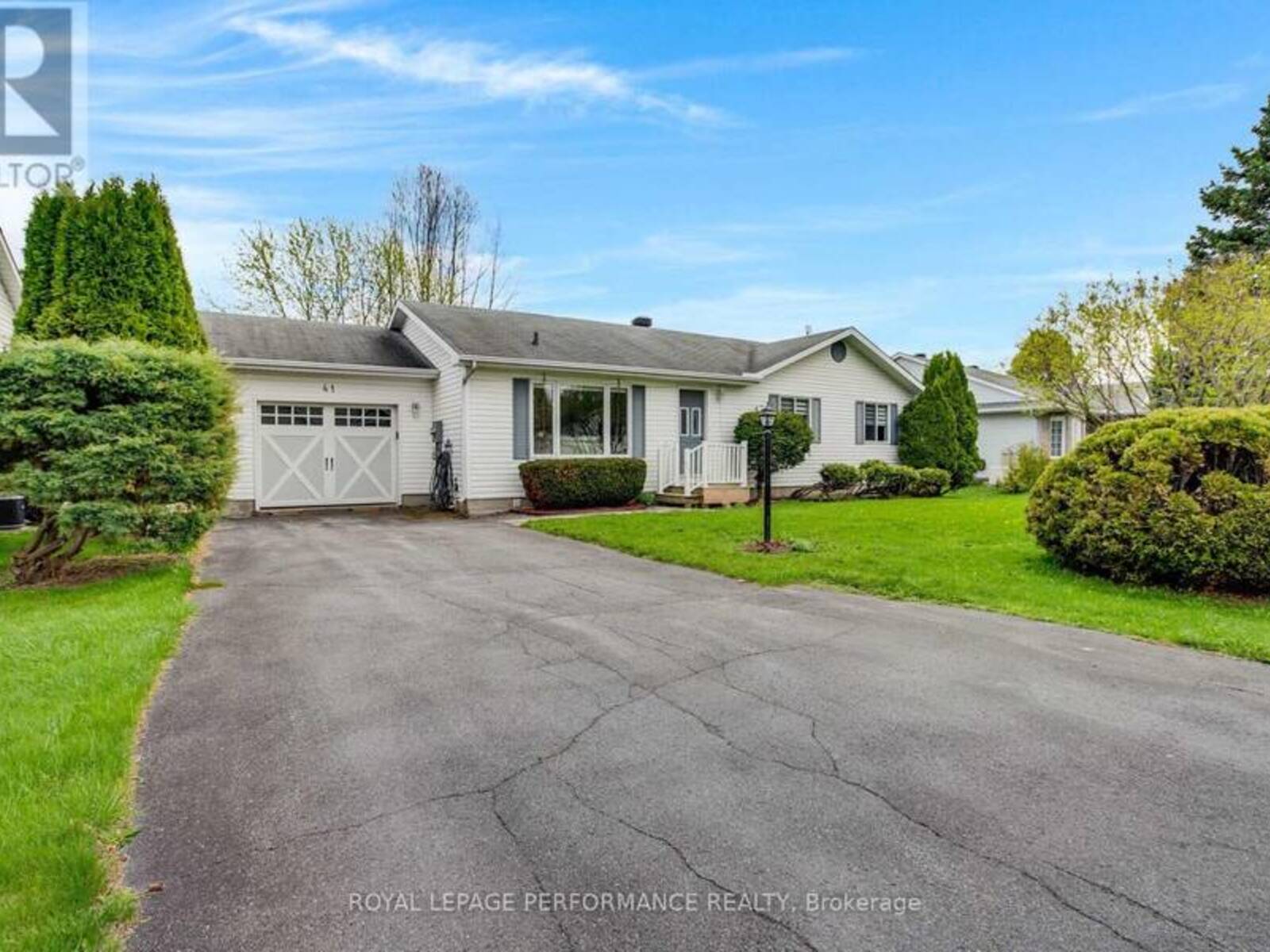 6277 MACRAE COURT, South Glengarry, Ontario K0C 1E0