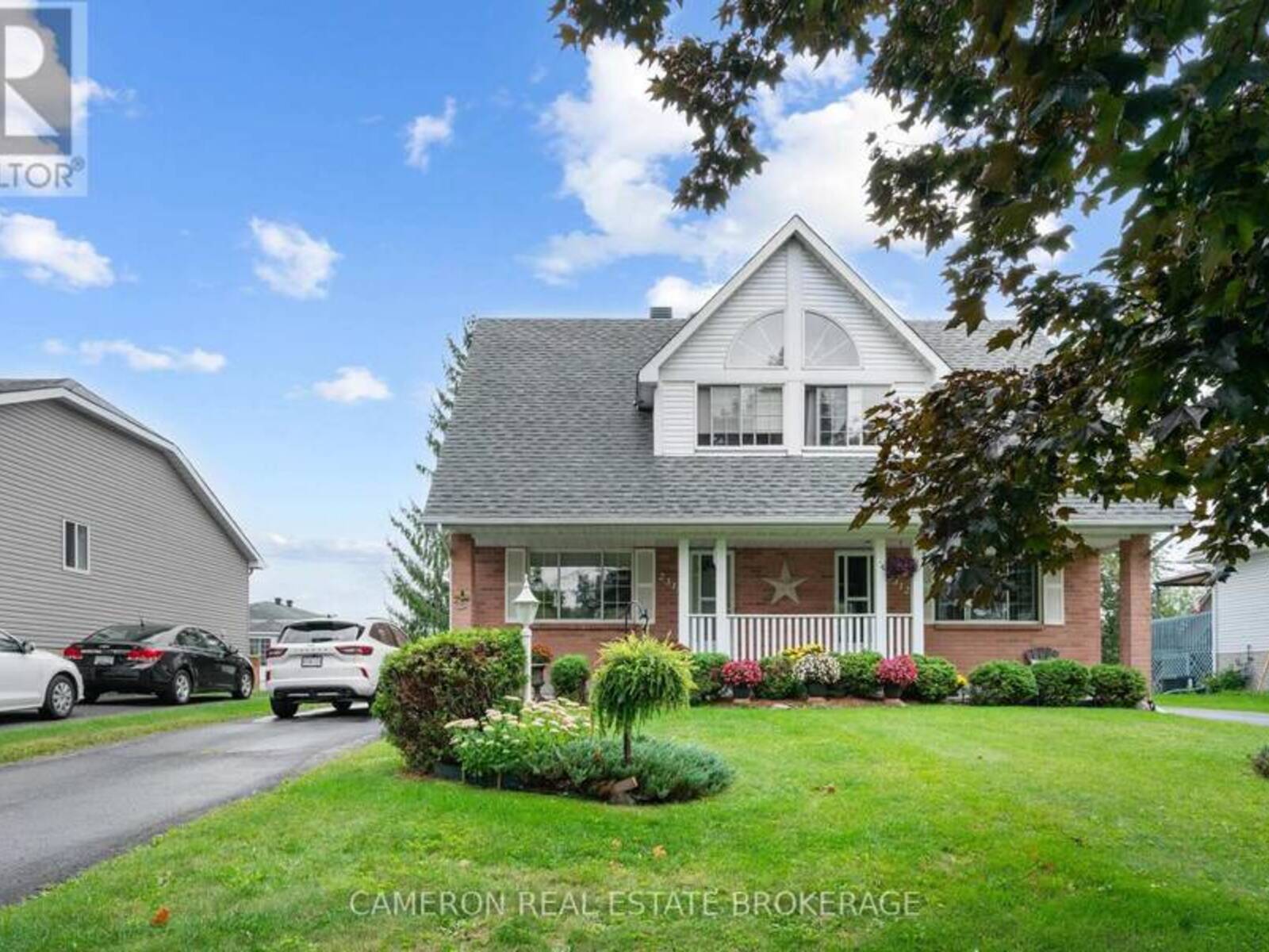 2314 EMILY CRESCENT, Cornwall, Ontario K6H 7H5