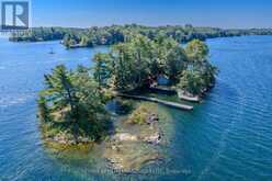 1 ISLAND 49 ISLAND | Leeds and the Thousand Islands Ontario | Slide Image Three