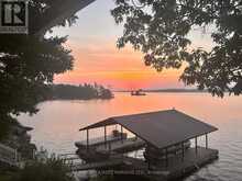 1 ISLAND 49 ISLAND | Leeds and the Thousand Islands Ontario | Slide Image Forty-six