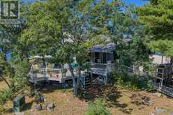 1 ISLAND 49 ISLAND | Leeds and the Thousand Islands Ontario | Slide Image Eight