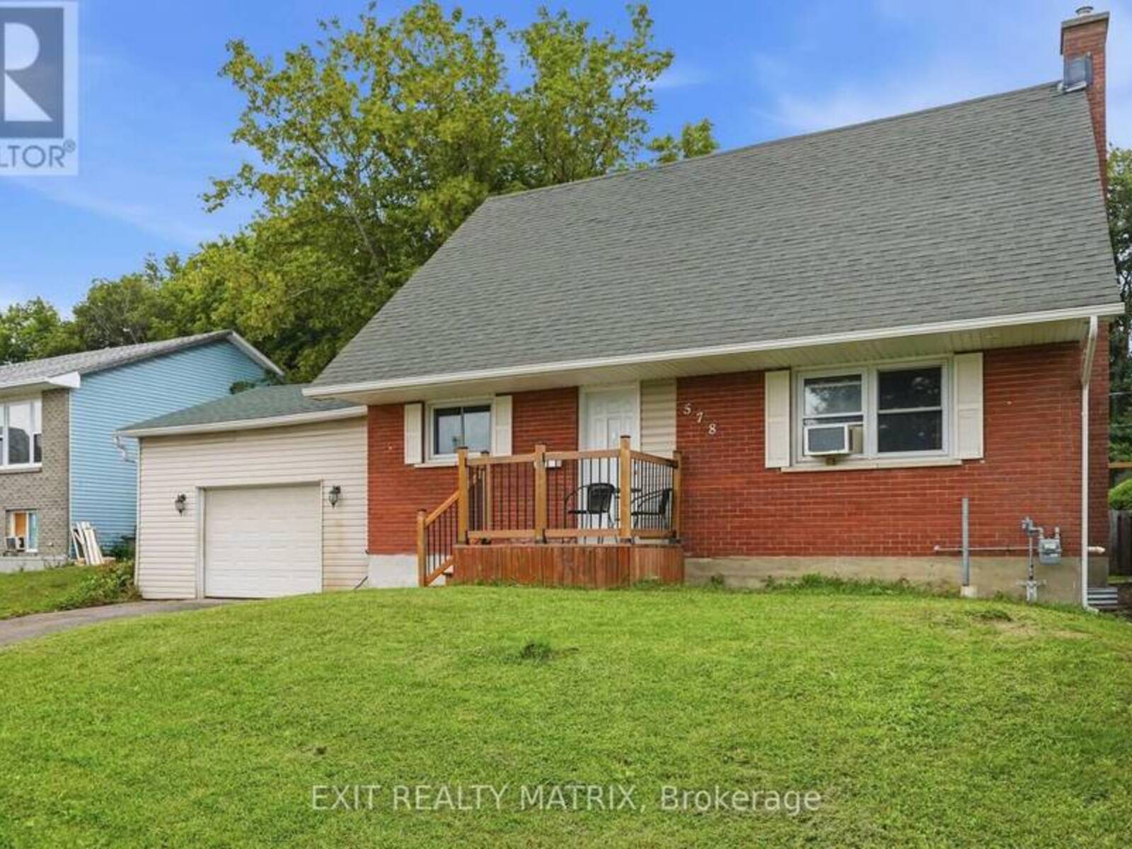 578 JAMES STREET, Hawkesbury, Ontario K6A 1T9