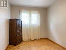 207 LEONIA STREET | Cornwall Ontario | Slide Image Nine