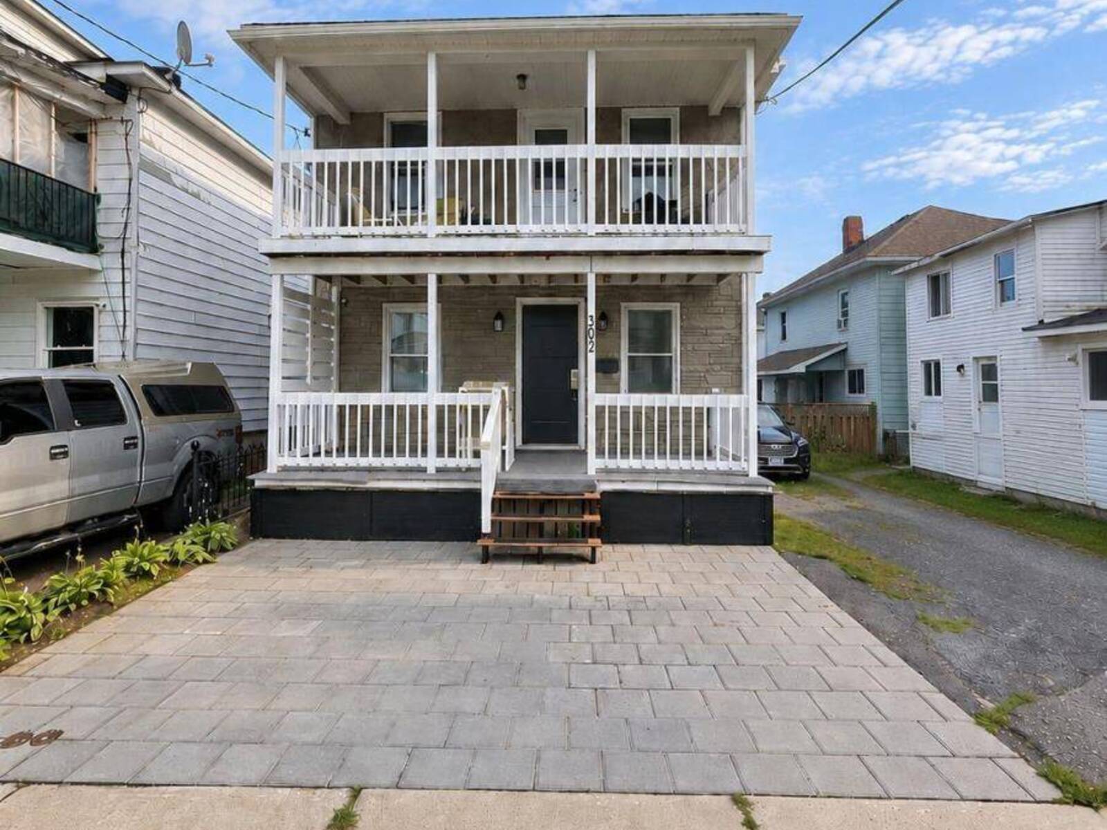 302 EASTON AVENUE, Cornwall, Ontario K6H 1W9